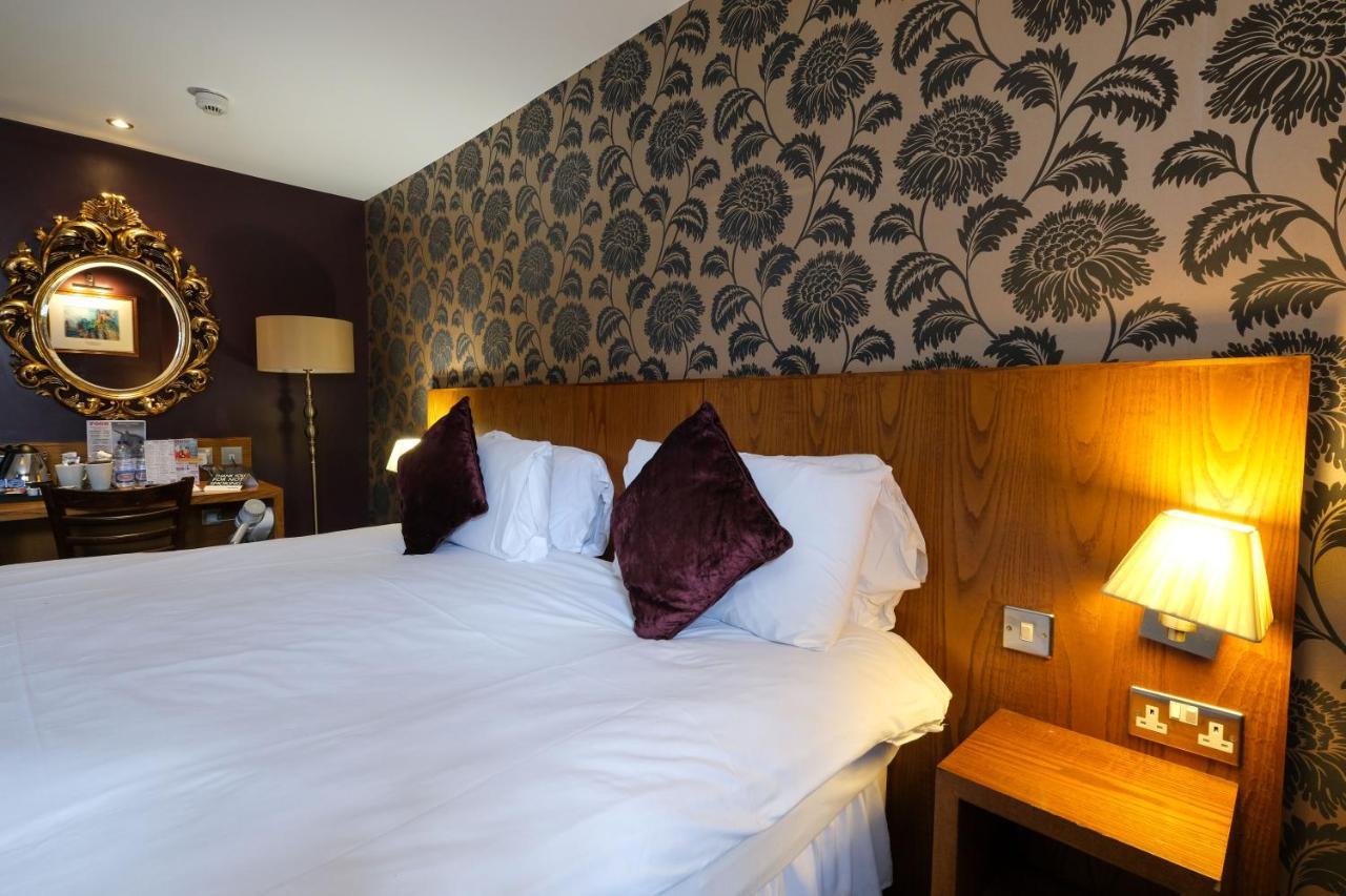 The Unicorn Hotel Wetherspoon Ріпон Екстер'єр фото